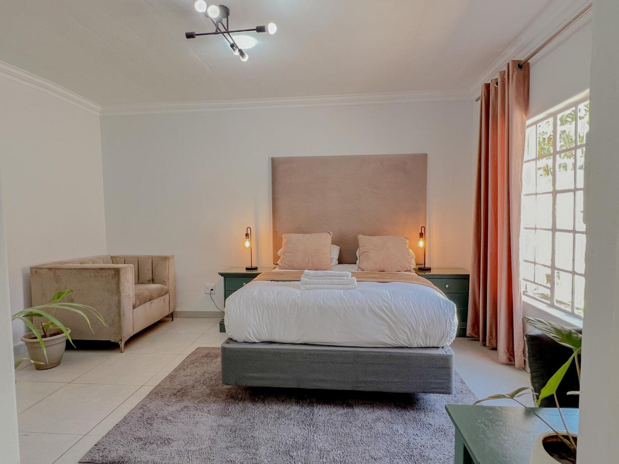 Amoris Guesthouse - In Brooklyn Pretoria-Noord エクステリア 写真