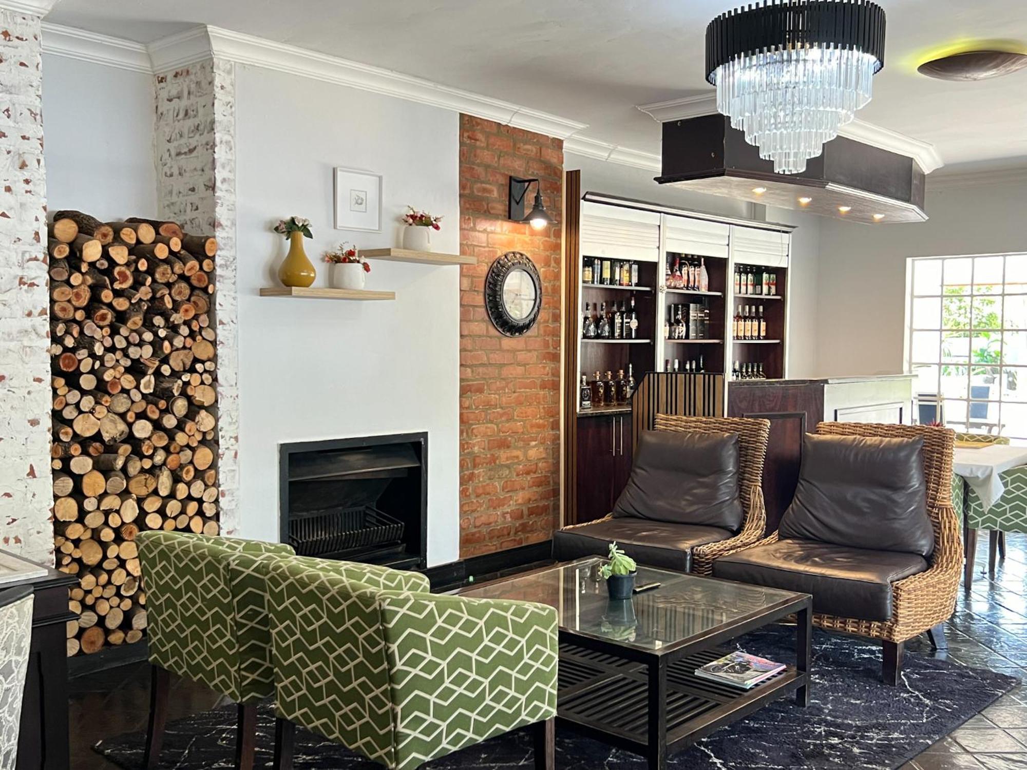Amoris Guesthouse - In Brooklyn Pretoria-Noord エクステリア 写真