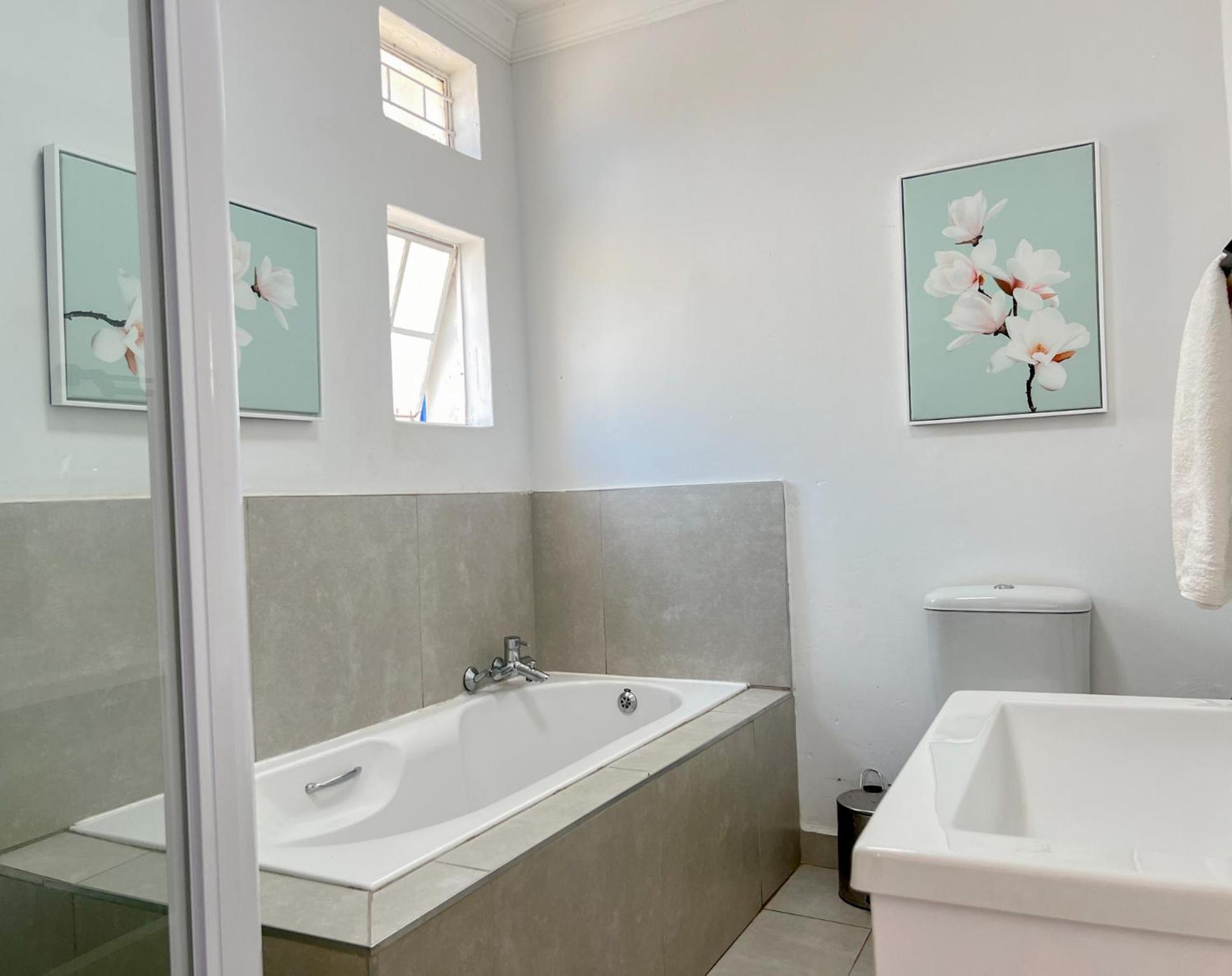 Amoris Guesthouse - In Brooklyn Pretoria-Noord エクステリア 写真