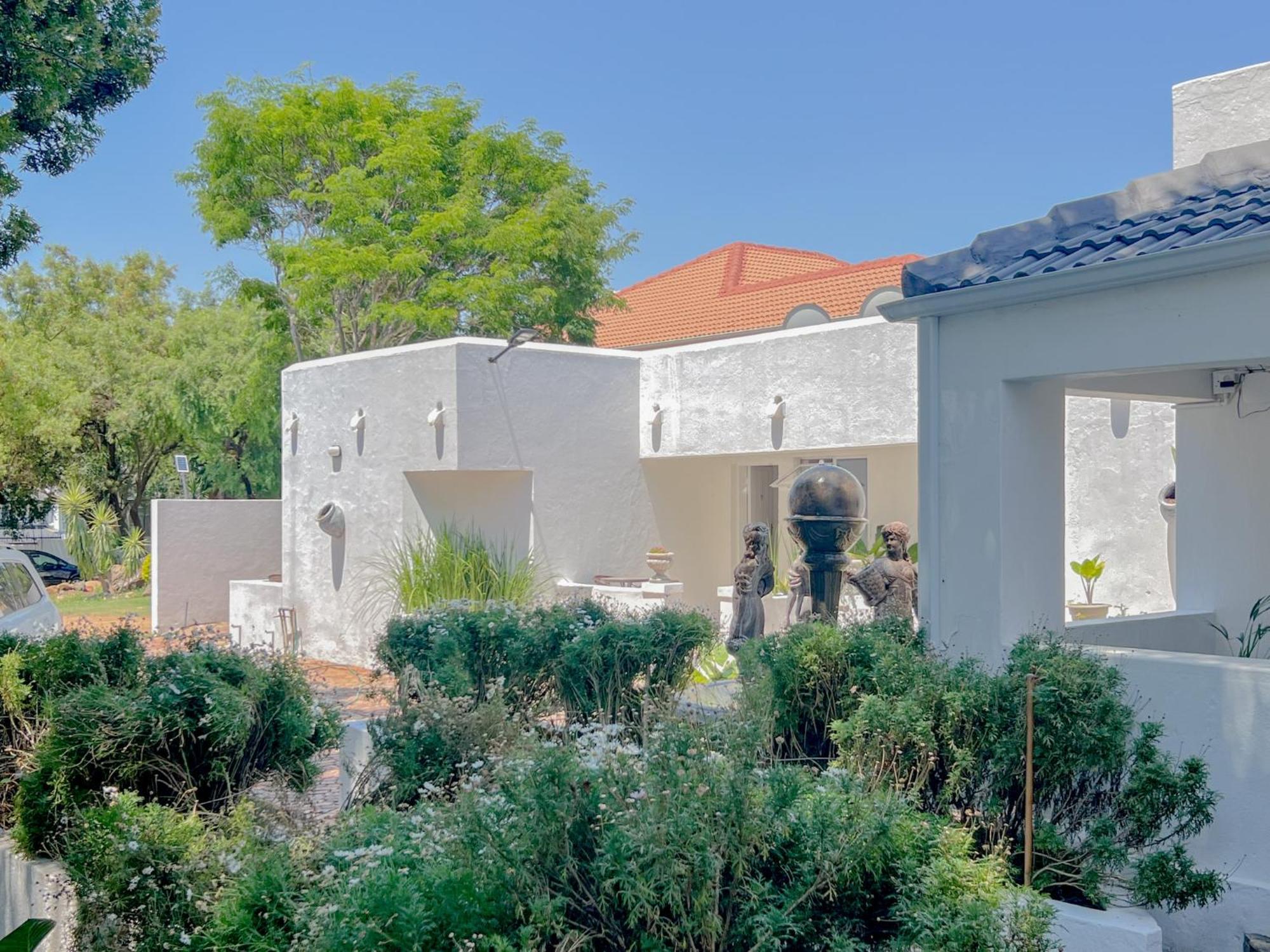 Amoris Guesthouse - In Brooklyn Pretoria-Noord エクステリア 写真