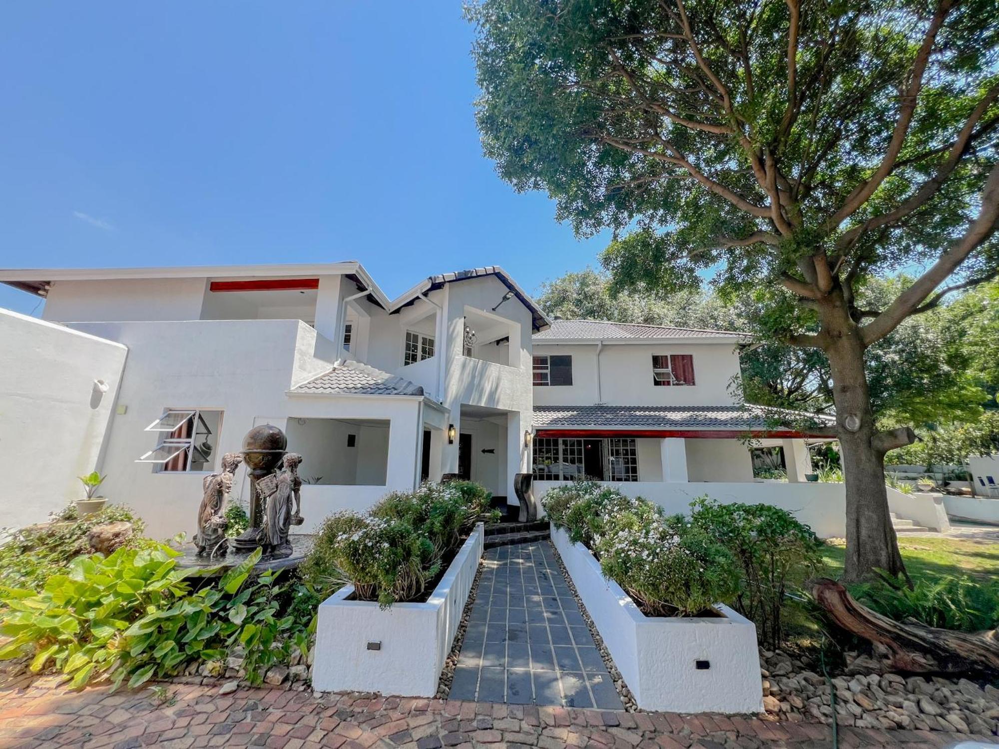 Amoris Guesthouse - In Brooklyn Pretoria-Noord エクステリア 写真
